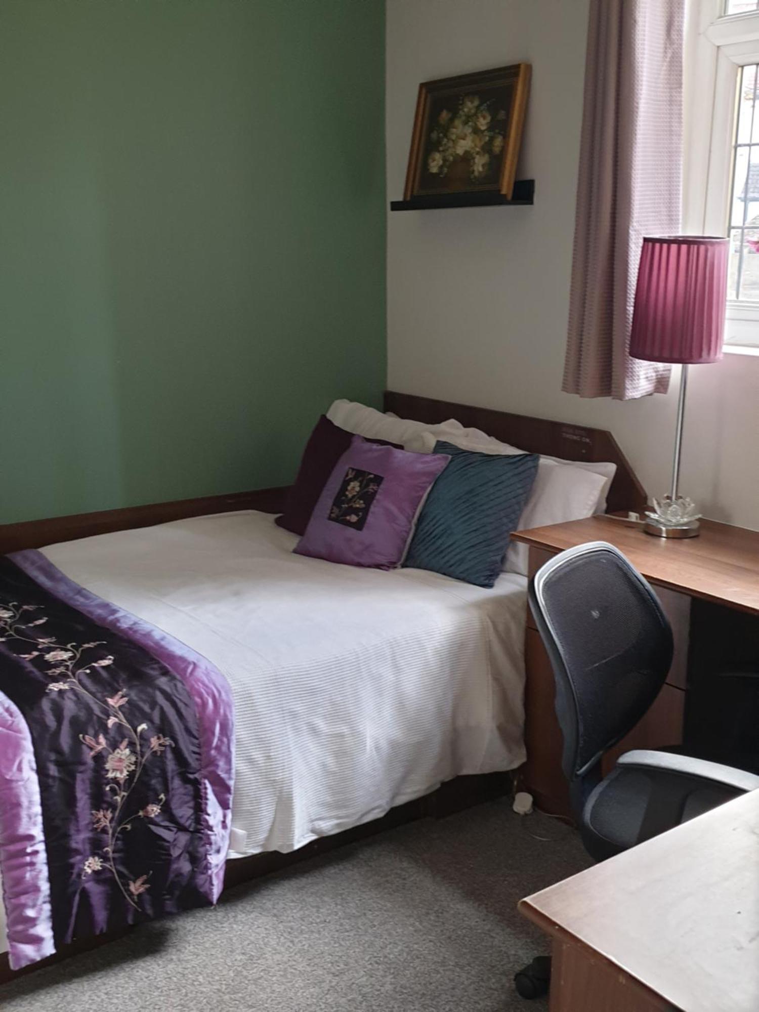 Mother-In-Law Guest House Hotel Leeds ليدز المظهر الخارجي الصورة